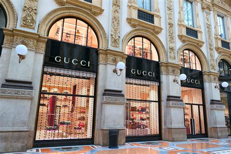 gucci store in america